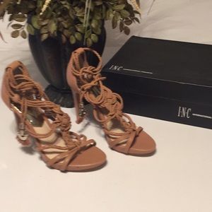 INC international Concepts casual Sz 6.5 Sandstone